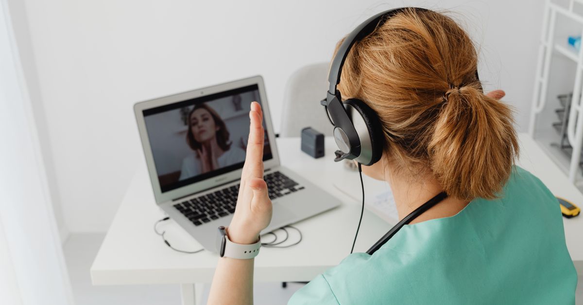 Médico que hable español para bajar de peso: cómo encontrarlo